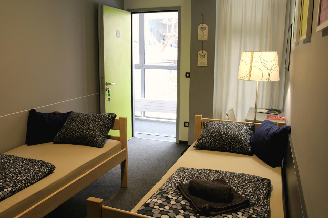 Hostel Chic Zagreb Exterior photo